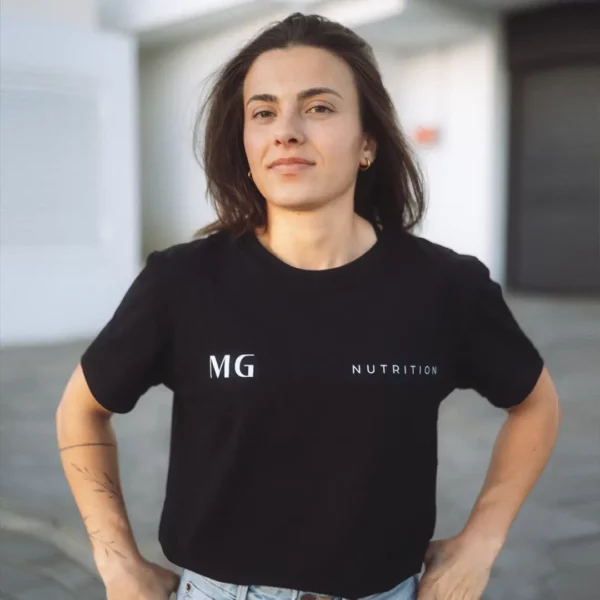 modelo camiseta mg nutrition